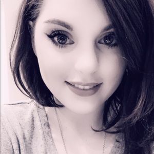 Meet your Posher, Kara